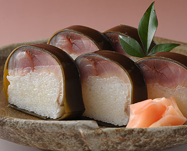 極上逸品 特上鯖寿司
